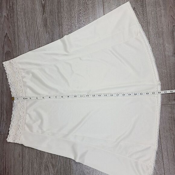 VINTAGE 1970s Ivory Lace Trim Slip Skirt Small-Medium - Picture 14 of 16